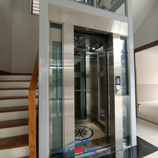 thang homelift lồng kính cửa mở tự động